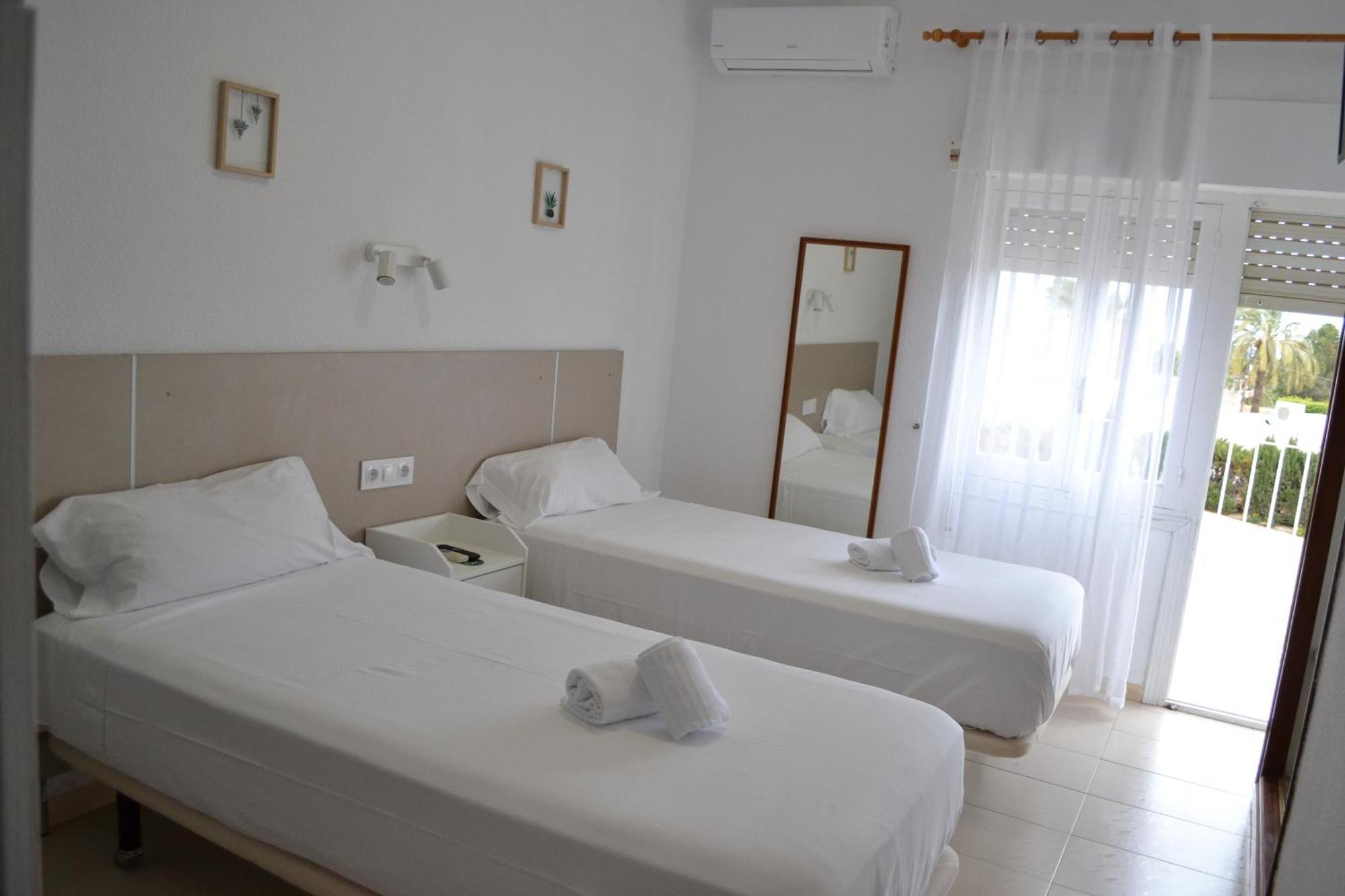 Hotel Bennington Ла-Марина Экстерьер фото
